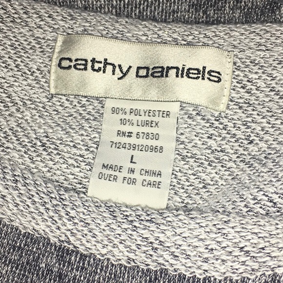 Cathy Daniels Long Sleeve Sweater - Picture 3 of 4